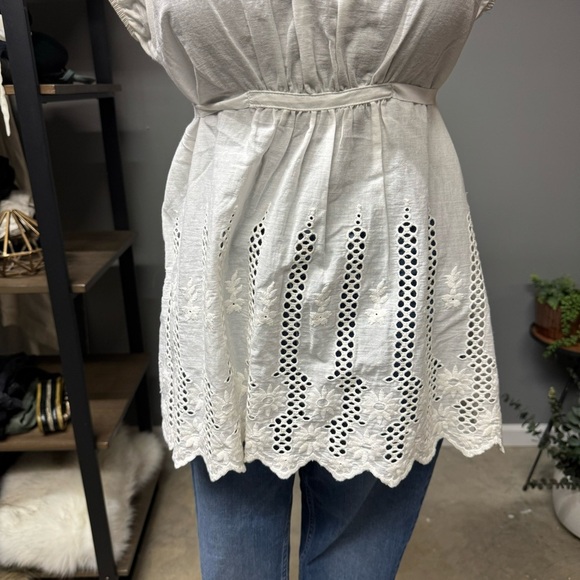 Max Studio MSSP white eyelet lace puff sleeve blouse top womens medium cotton - Picture 4 of 5